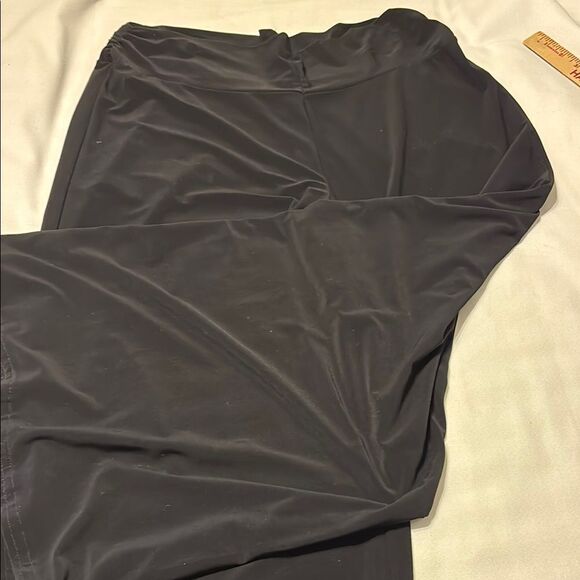 Large Stretch Elegant Black Gaucho Pants - Picture 1 of 5